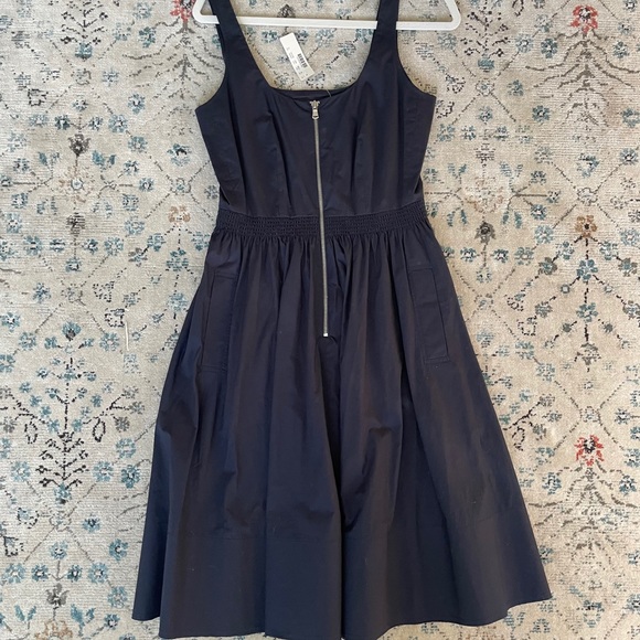 🌸8. Jcrew 4 tall navy dress
Cotton - Picture 3 of 11